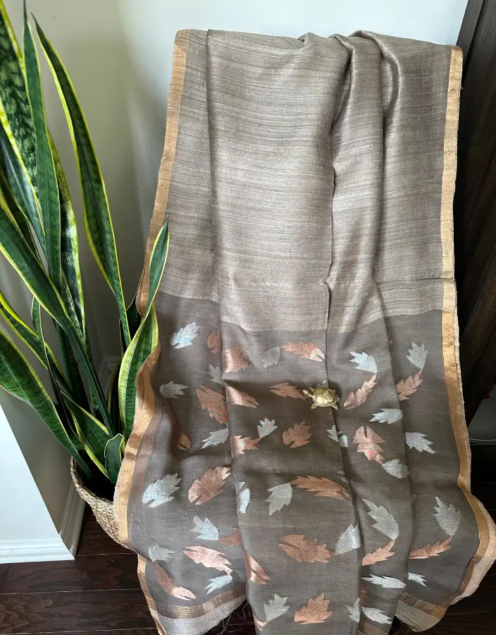 Mocha Brown Matka Silk Saree with Copper & Silver Leaf Motifs Mocha Brown Matka Silk Saree with Copper & Silver Leaf Motifs