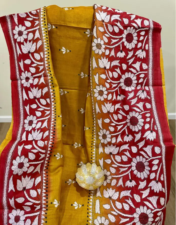 Saree image 11